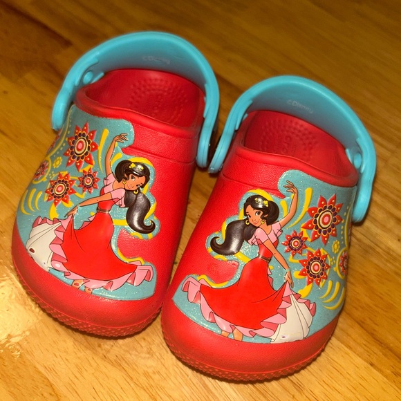 Disney Elena Avalor Crocs Size 5 ❤️ - Picture 2 of 9